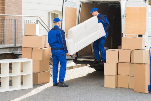 Local removal truck suitable for Bayswater access and parking challenges